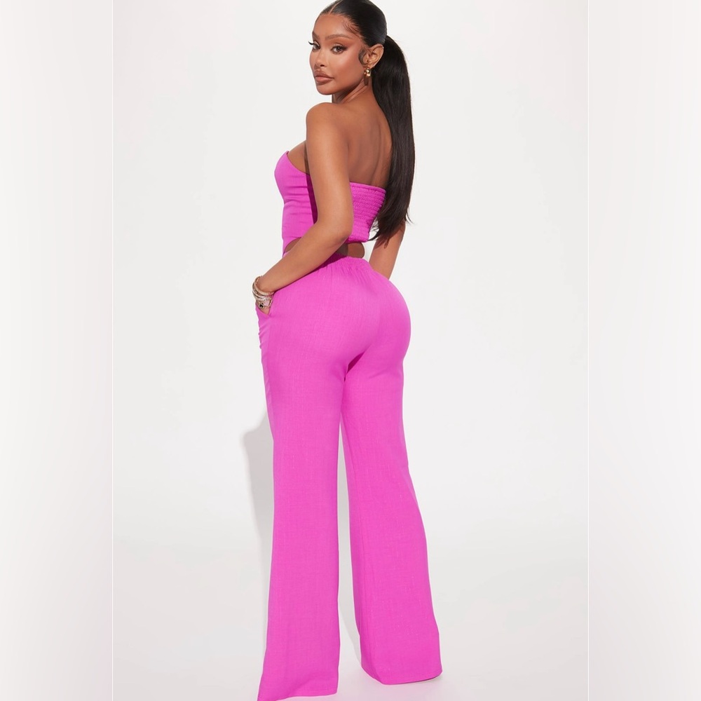 Two Piece Set Never worn brand new with tags Pink